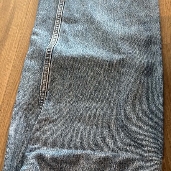 Bluenotes Women's Relaxed Blue Jeans - Picture 2 of 2